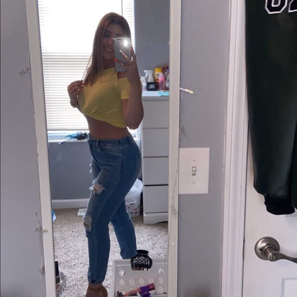 Meet your Posher, Tala - Picture 1 of 2